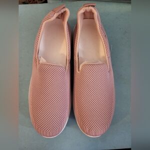NWOT Pink Slip-On Women's Shoes sz 10 #1073-1025
